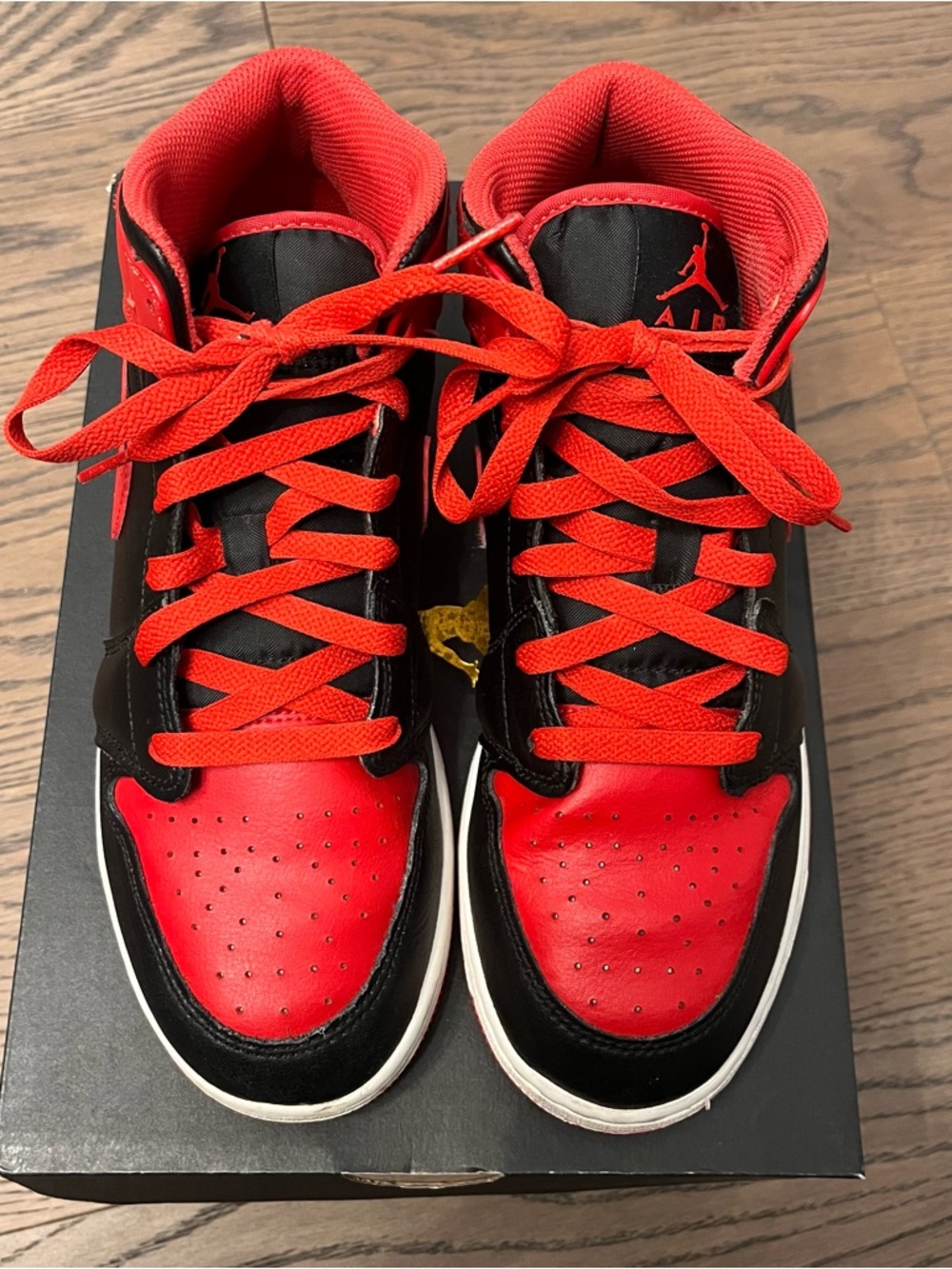 Nike Air Jordan 1 Mid (GS) Black/Fire Red White (Size 7 Y)